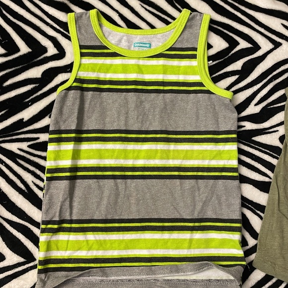 Boys tank top bundle 4T - Picture 4 of 7